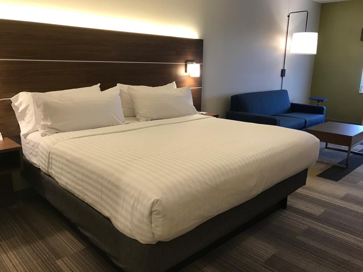 Holiday Inn Express Rochester-Victor By Ihg Экстерьер фото